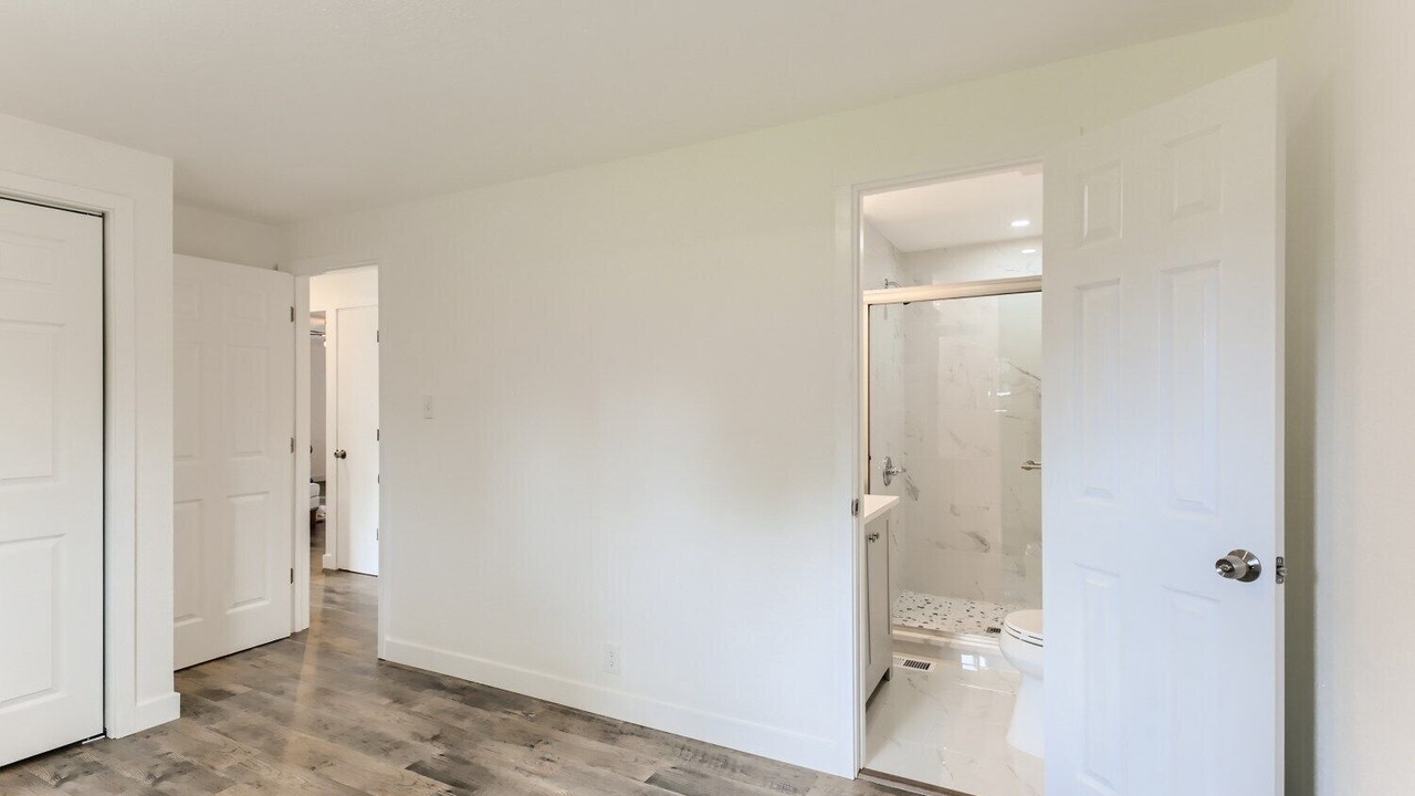 Photo of Bathroom in Kipling