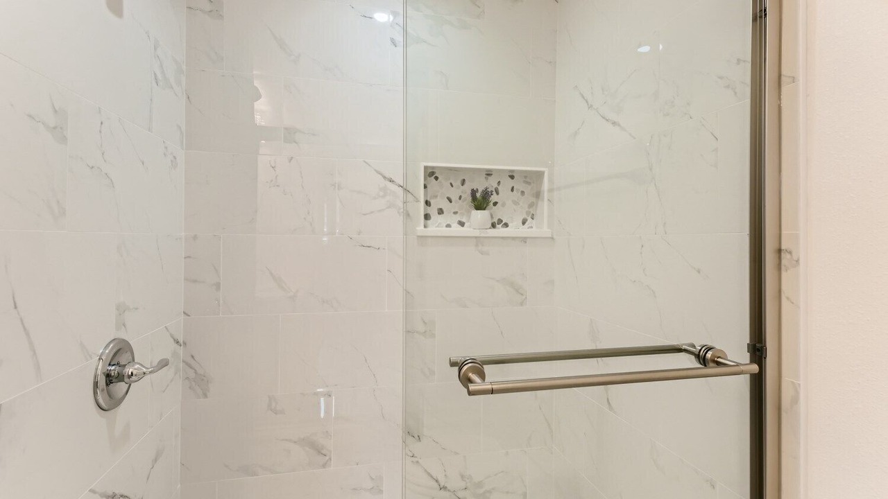 Photo of Bathroom in Kipling