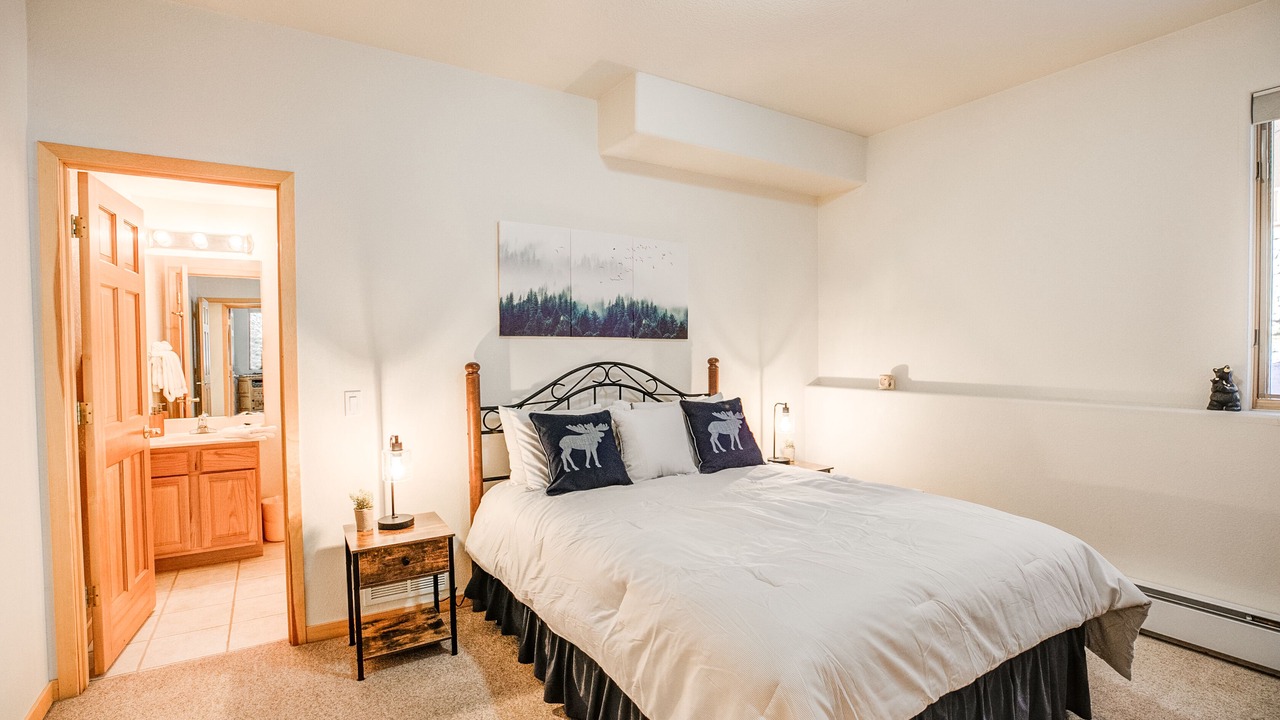 Photo of Bedroom in The Reserve