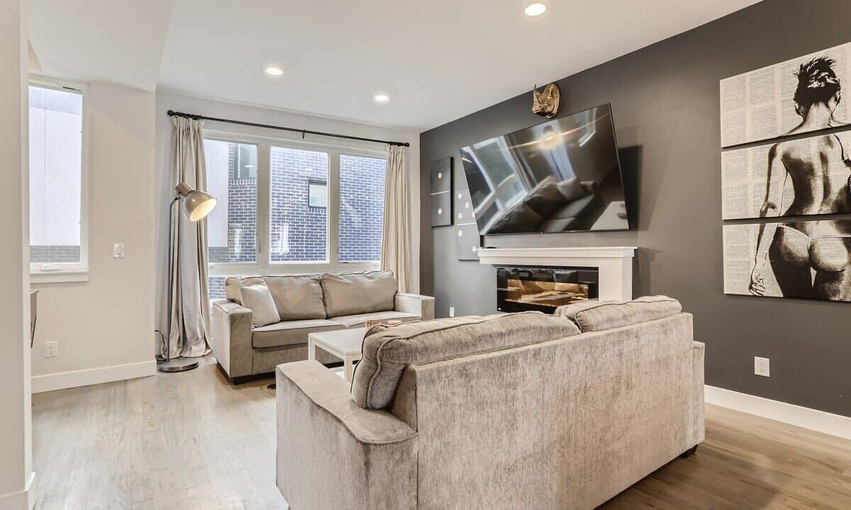 Photo of Livingroom in Highland
