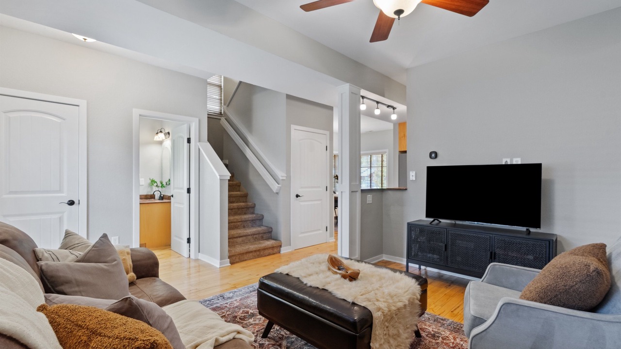 Photo of Livingroom in Loveland