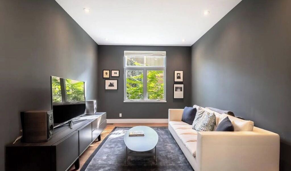 Photo of Livingroom in Old North Boulder