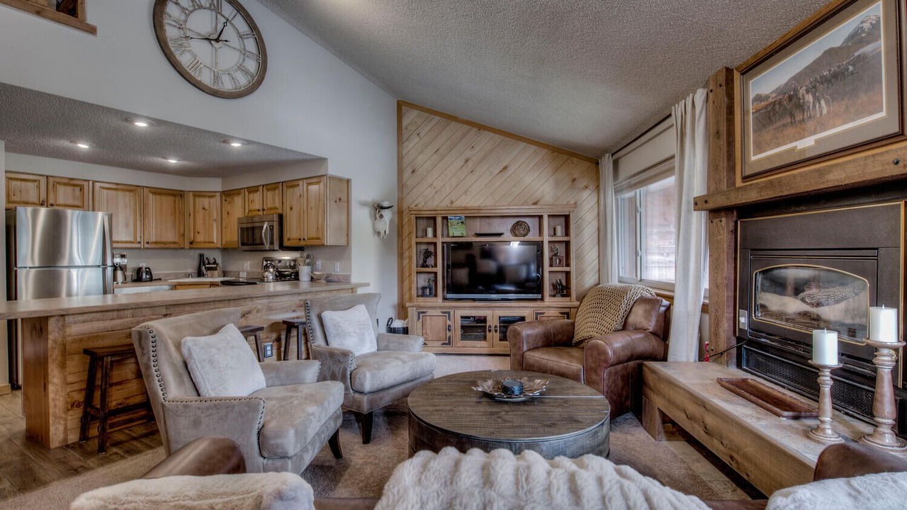 Photo of Livingroom in Four O'Clock