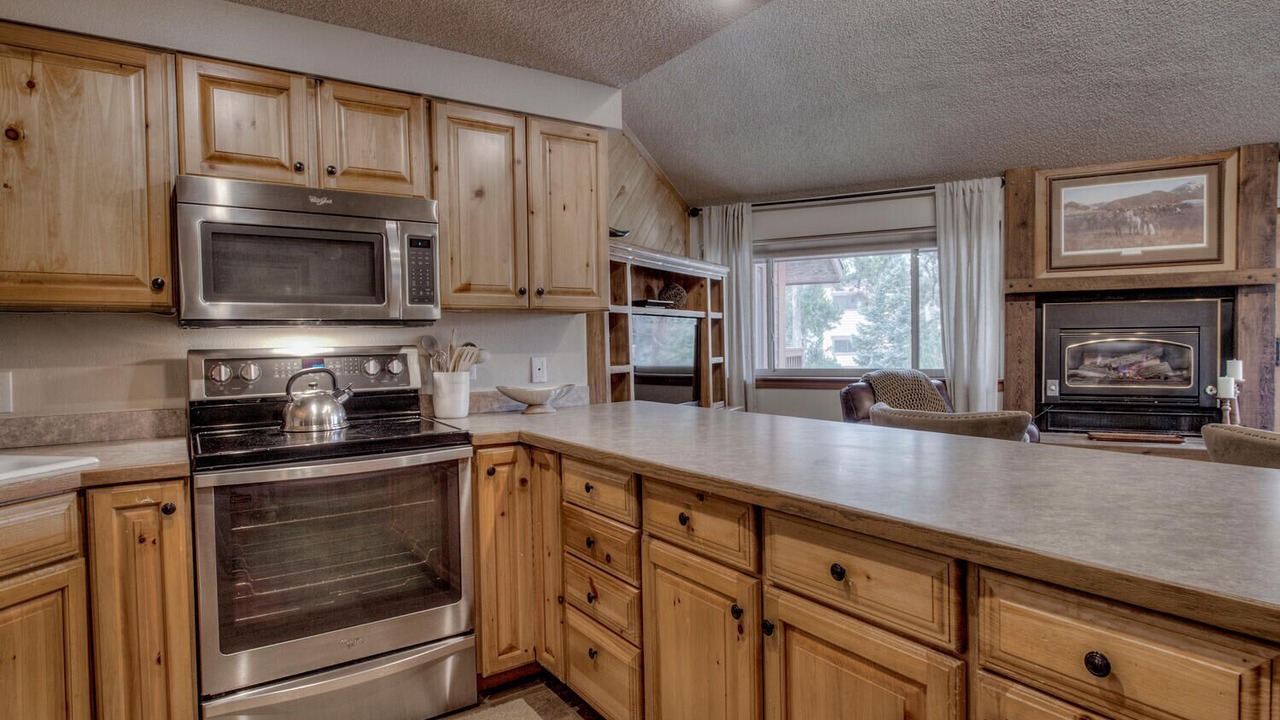 Photo of Kitchen in Four O'Clock