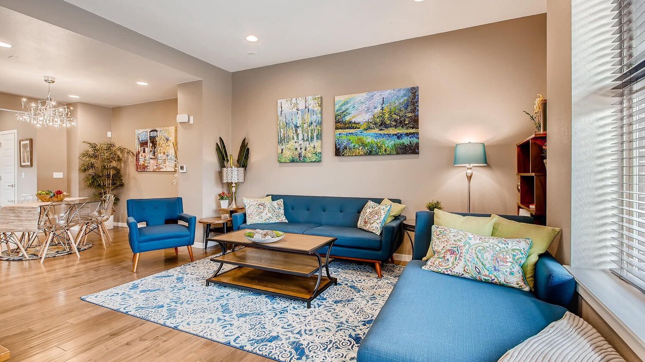Photo of Livingroom in Lone Tree