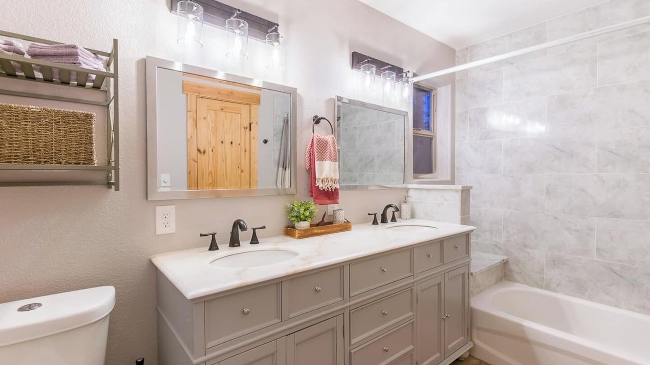 Photo of Bathroom in Bailey