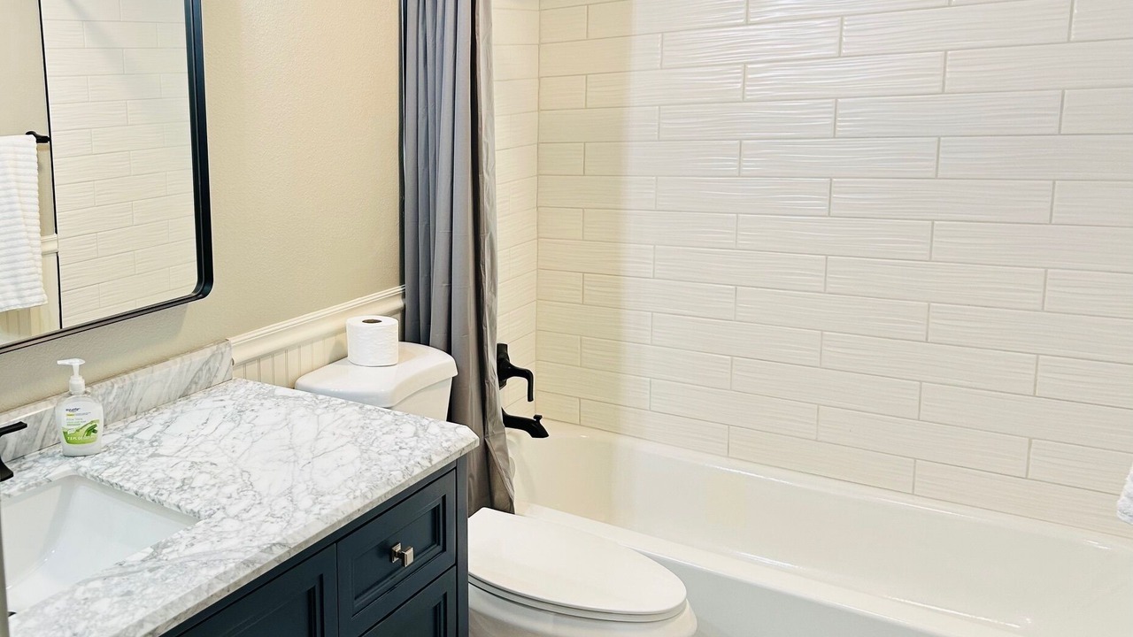 Photo of Bathroom in Ken Caryl Ranch Plains