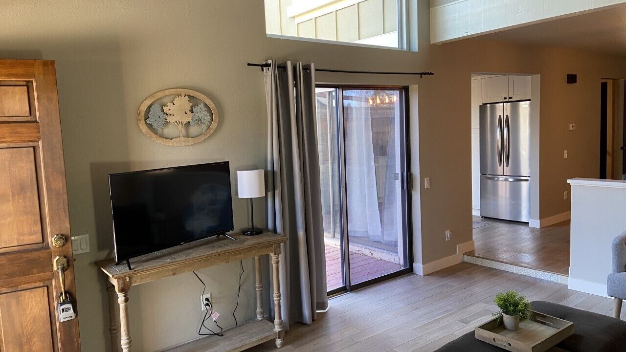 Photo of Livingroom in Ken Caryl Ranch Plains