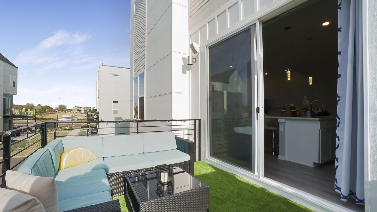 Photo of Patio Balcony in Twin Lakes