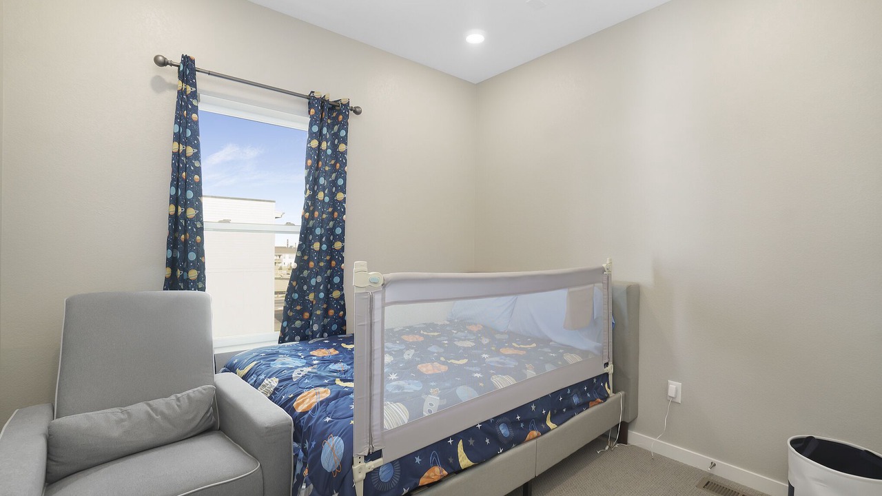 Photo of Bedroom in Twin Lakes