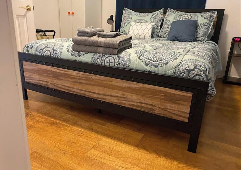 Photo of Bedroom in Delmar Parkway