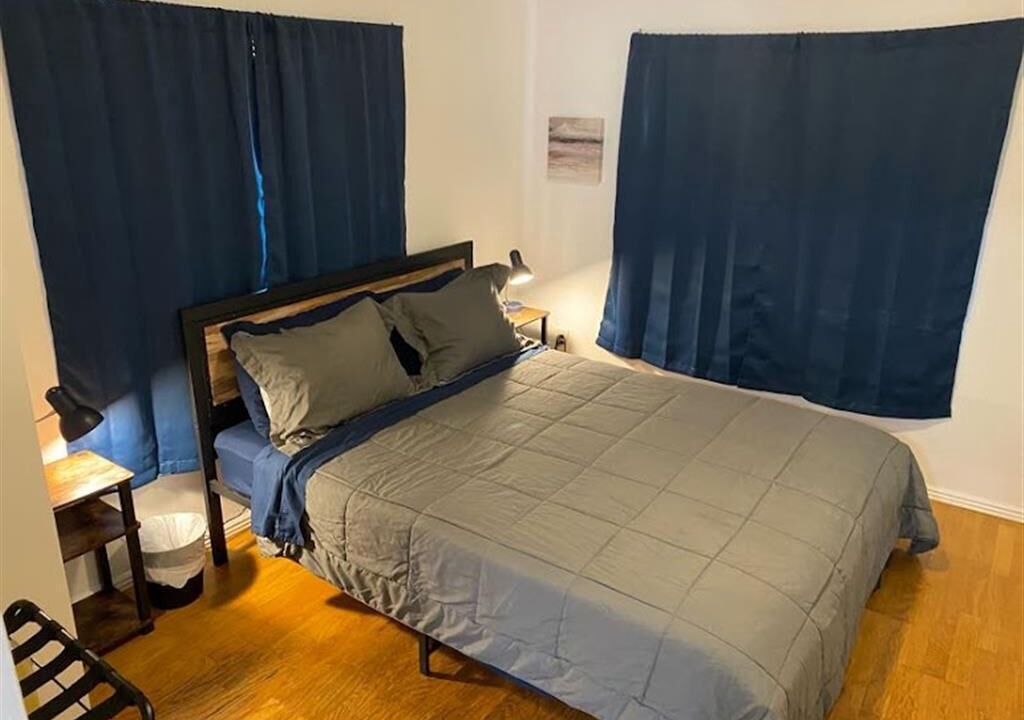 Photo of Bedroom in Delmar Parkway