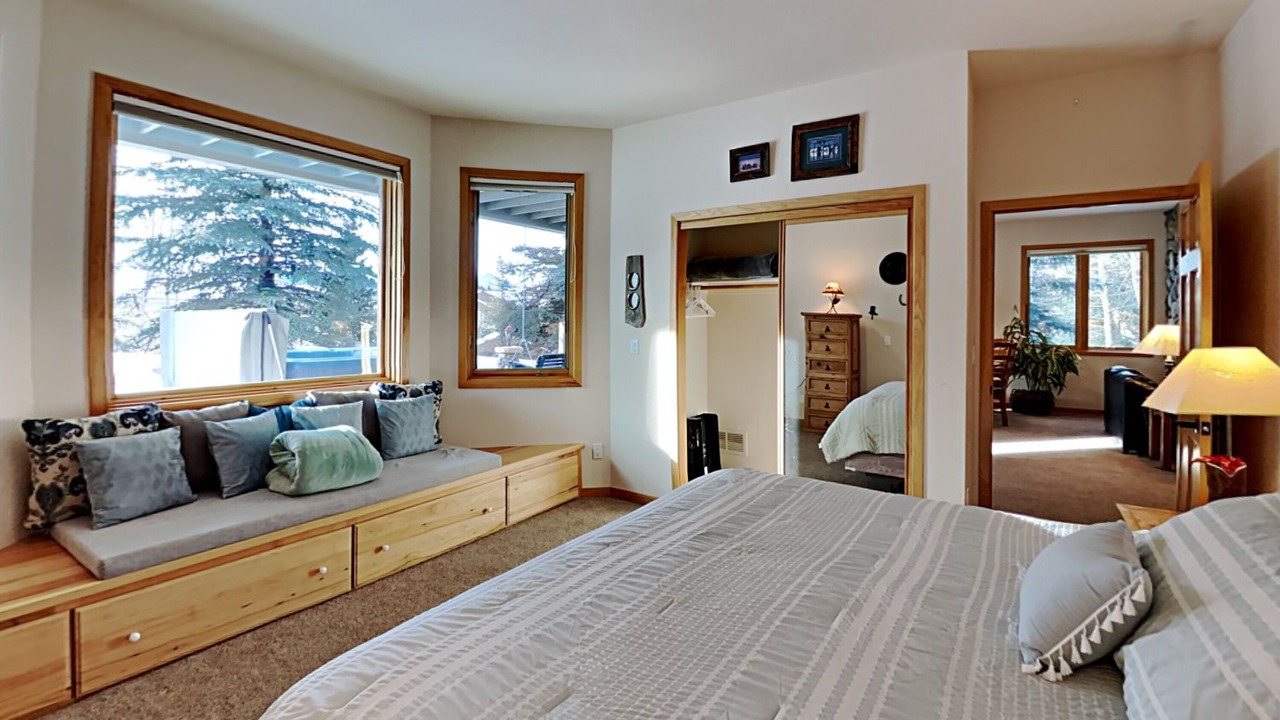 Photo of Bedroom in Corinthian Hills