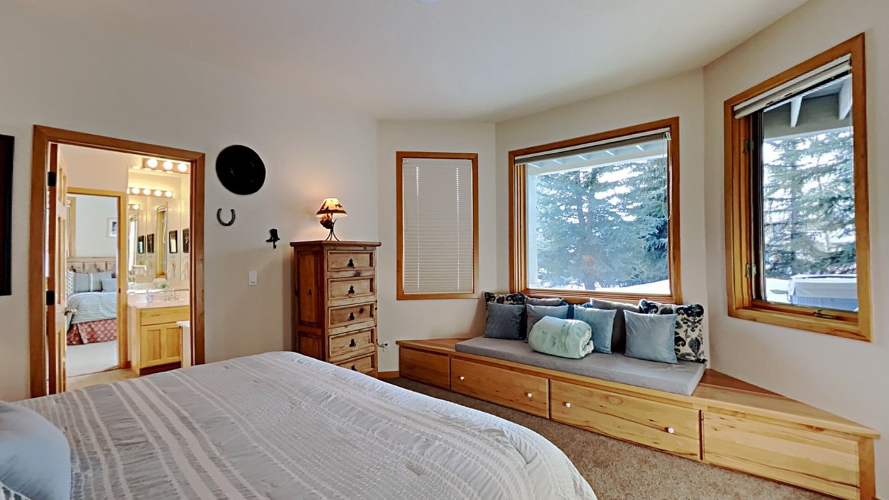 Photo of Bedroom in Corinthian Hills