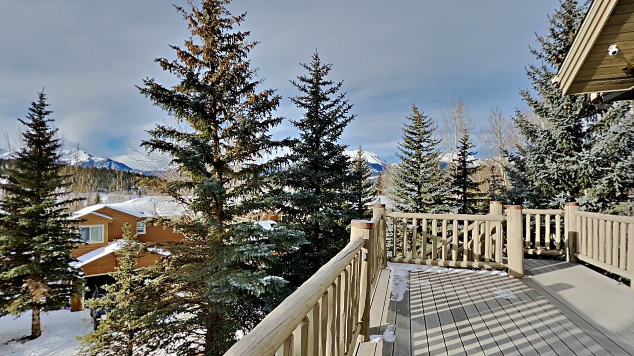 Photo of Outdoor in Corinthian Hills