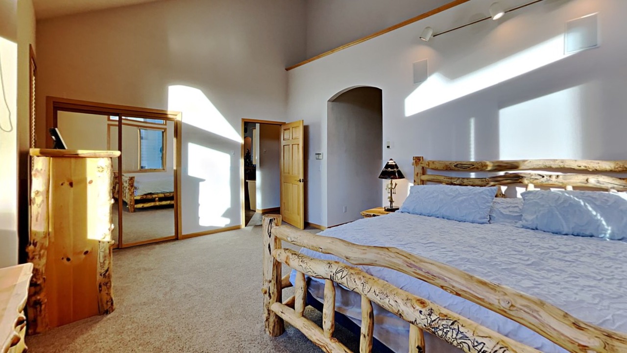 Photo of Bedroom in Corinthian Hills