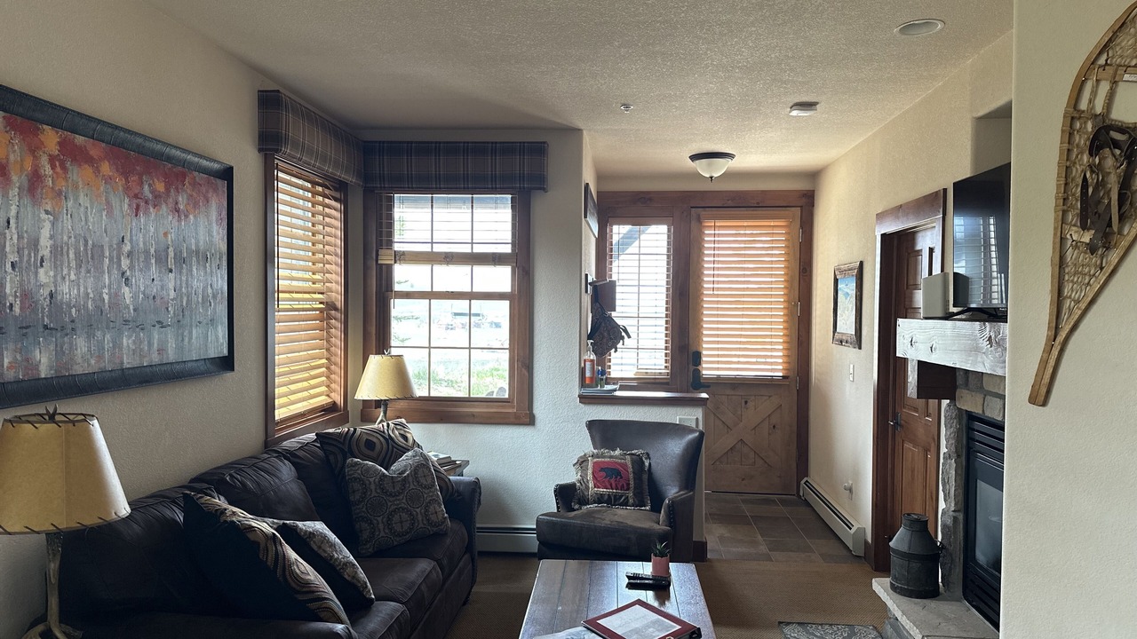 Photo of Livingroom in Granby