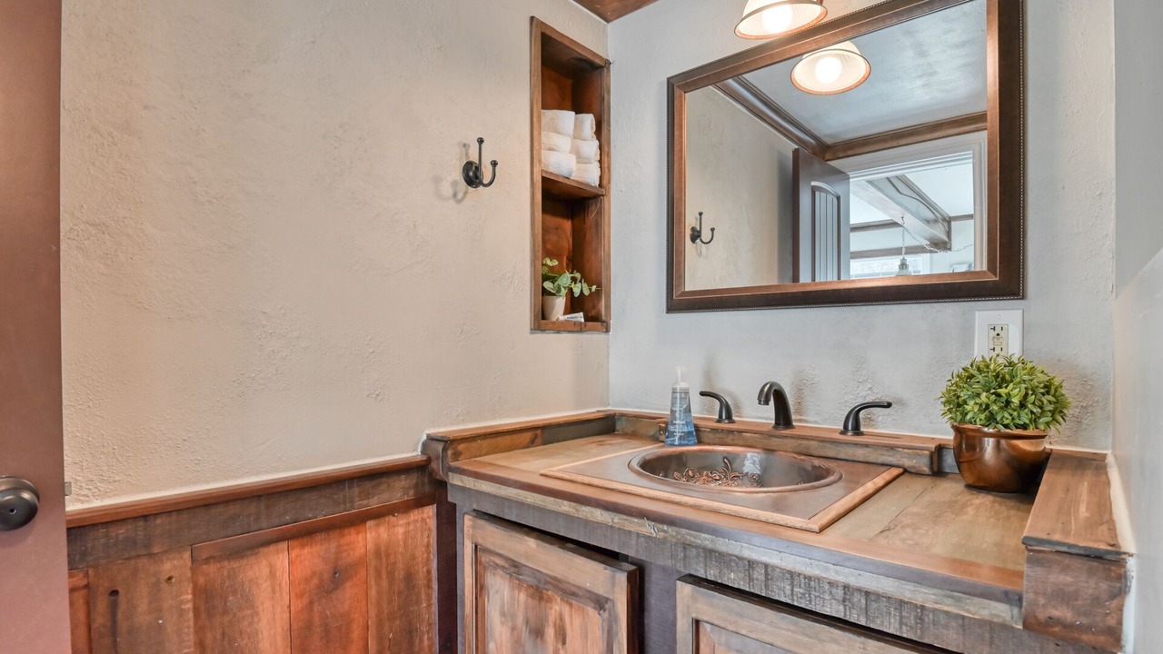 Photo of Bathroom in Old North End