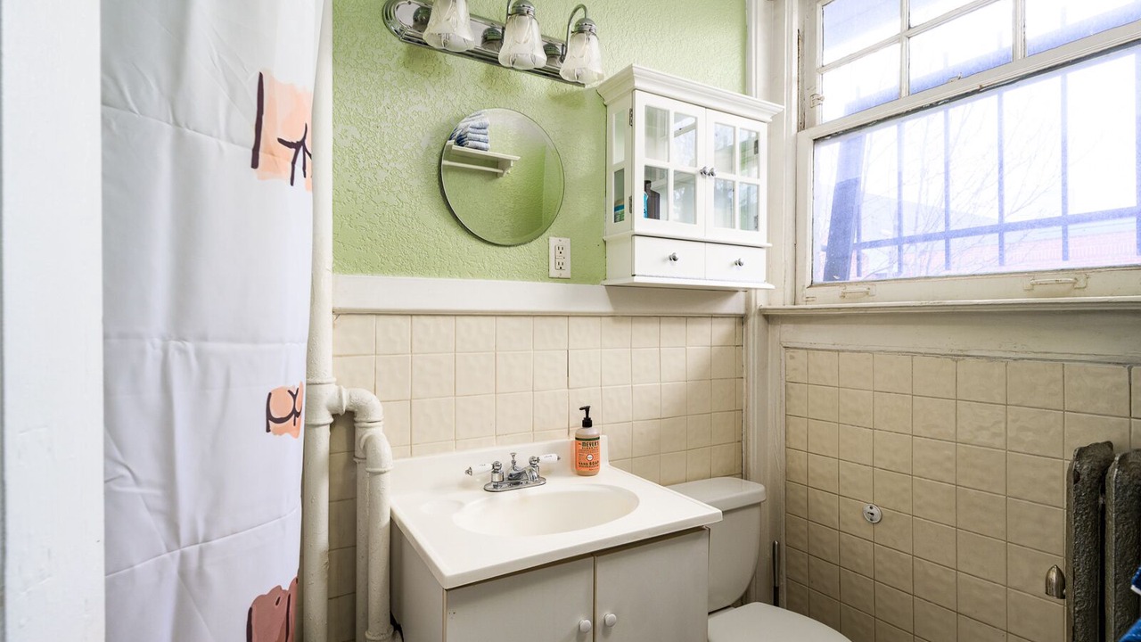 Photo of Bathroom in Capitol Hill