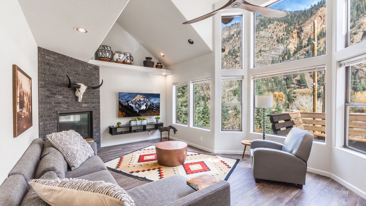 Photo of Livingroom in Ouray