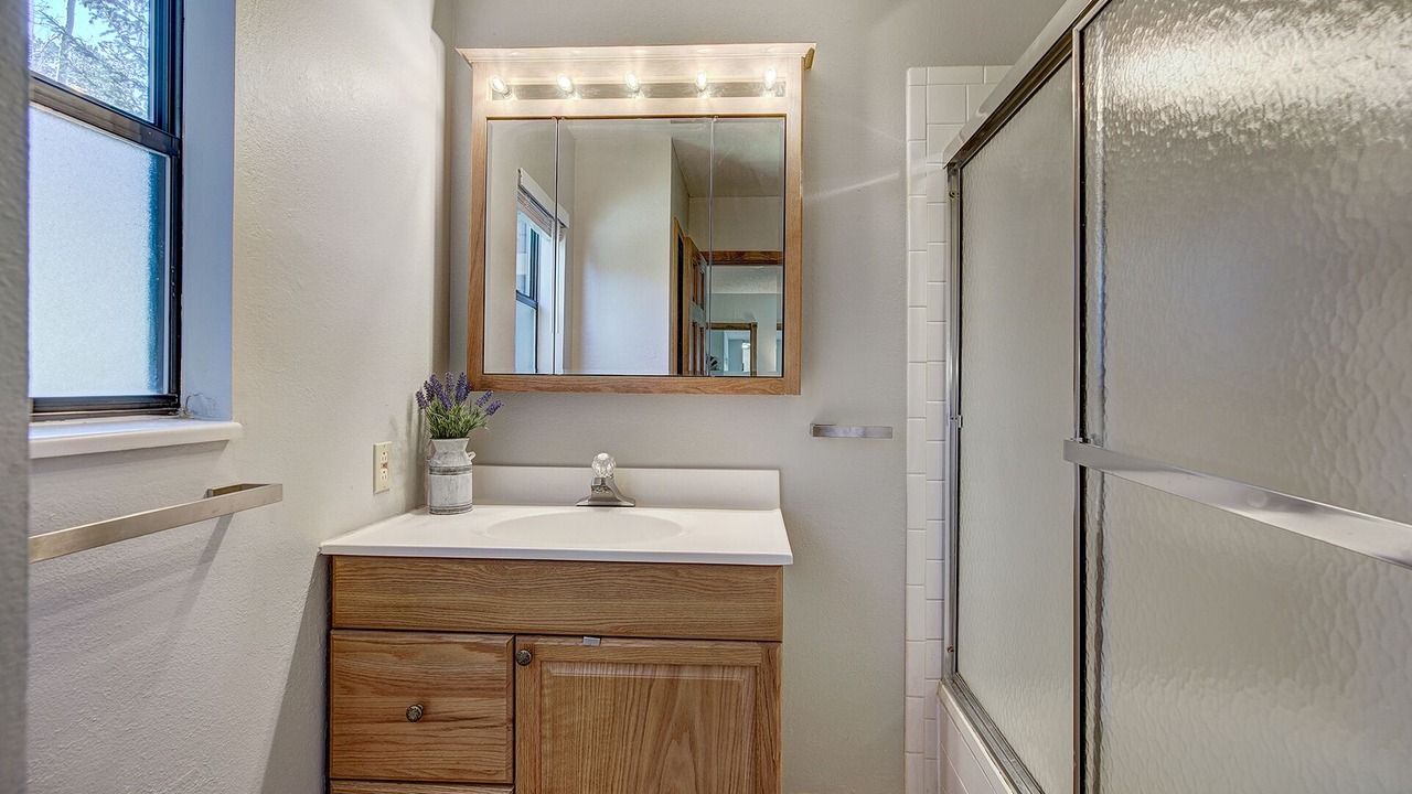 Photo of Bathroom in Warrior's Mark