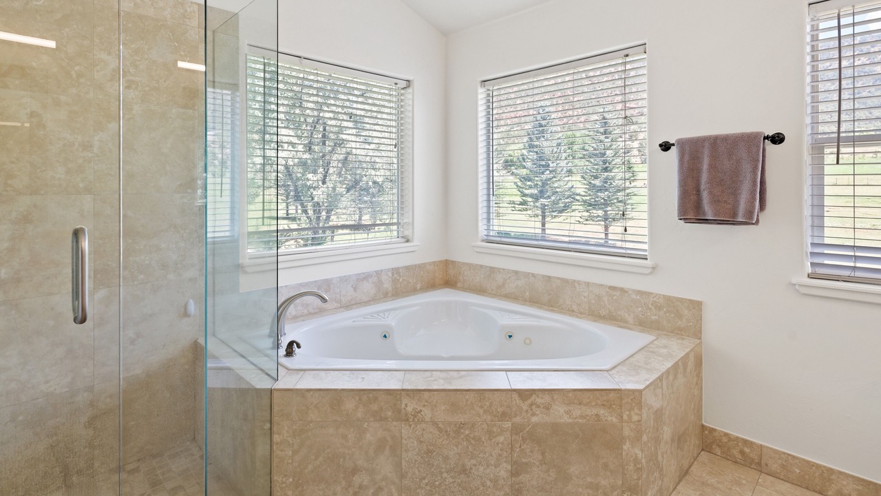 Photo of Bathroom in Basalt