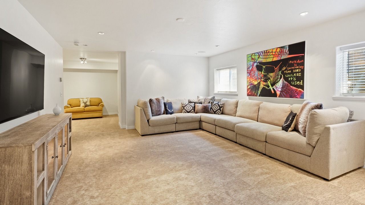 Photo of Livingroom in Basalt