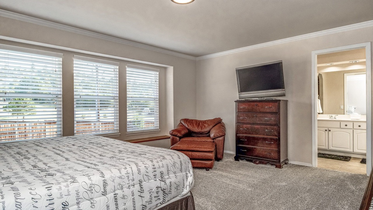 Photo of Bedroom in Northwest Colorado Springs