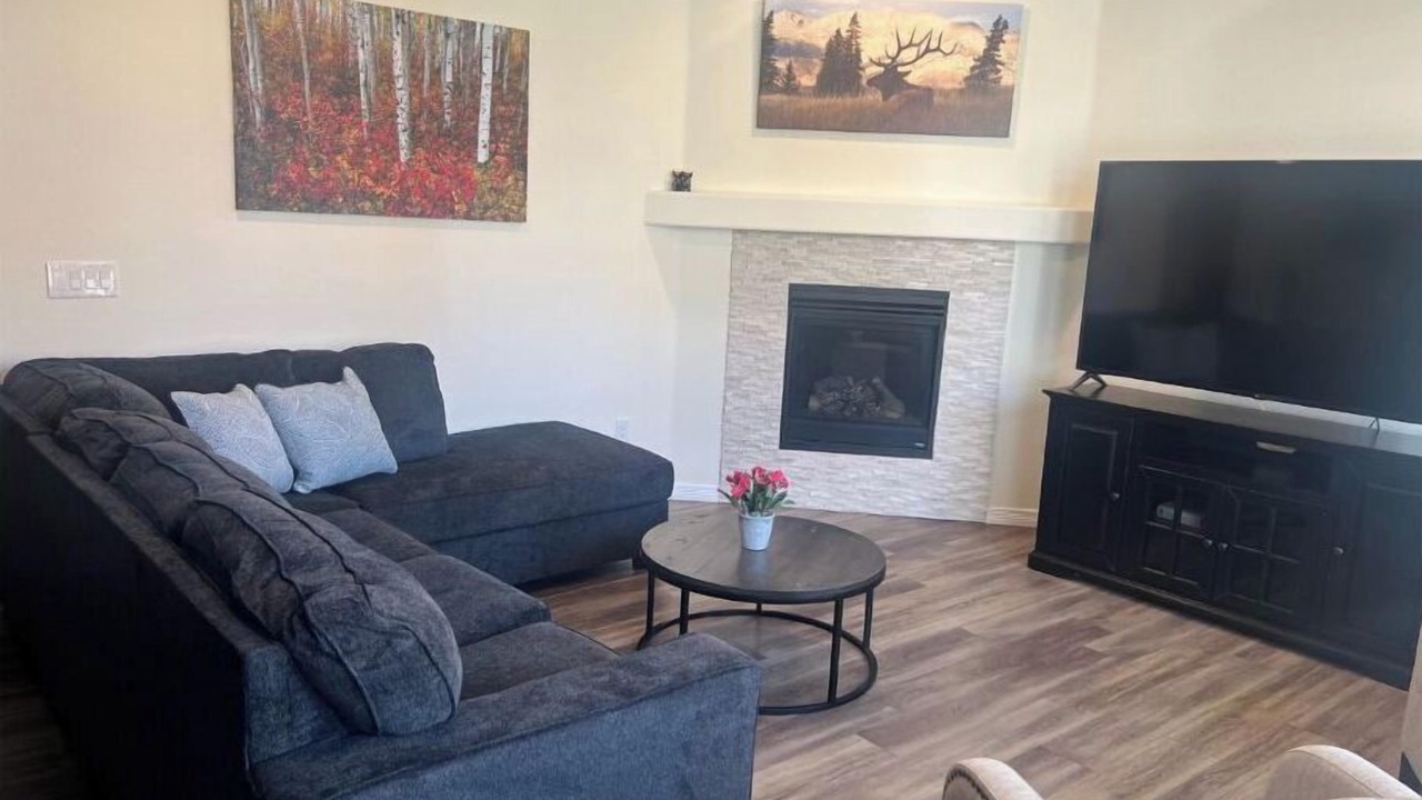 Photo of Livingroom in Parker