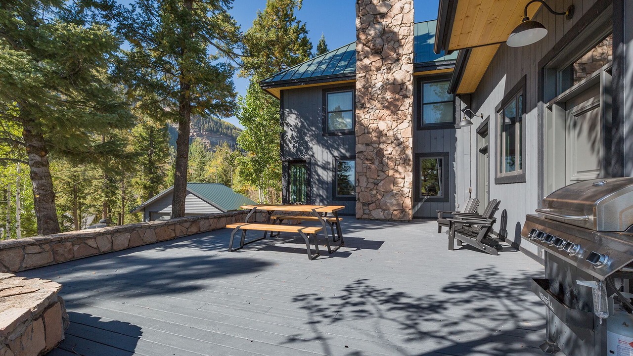 Photo of Outdoor in Columbine Lake