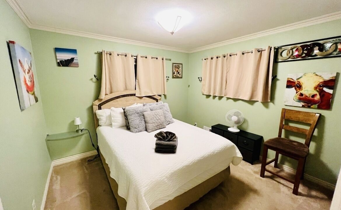 Photo of Bedroom in Twin Lakes