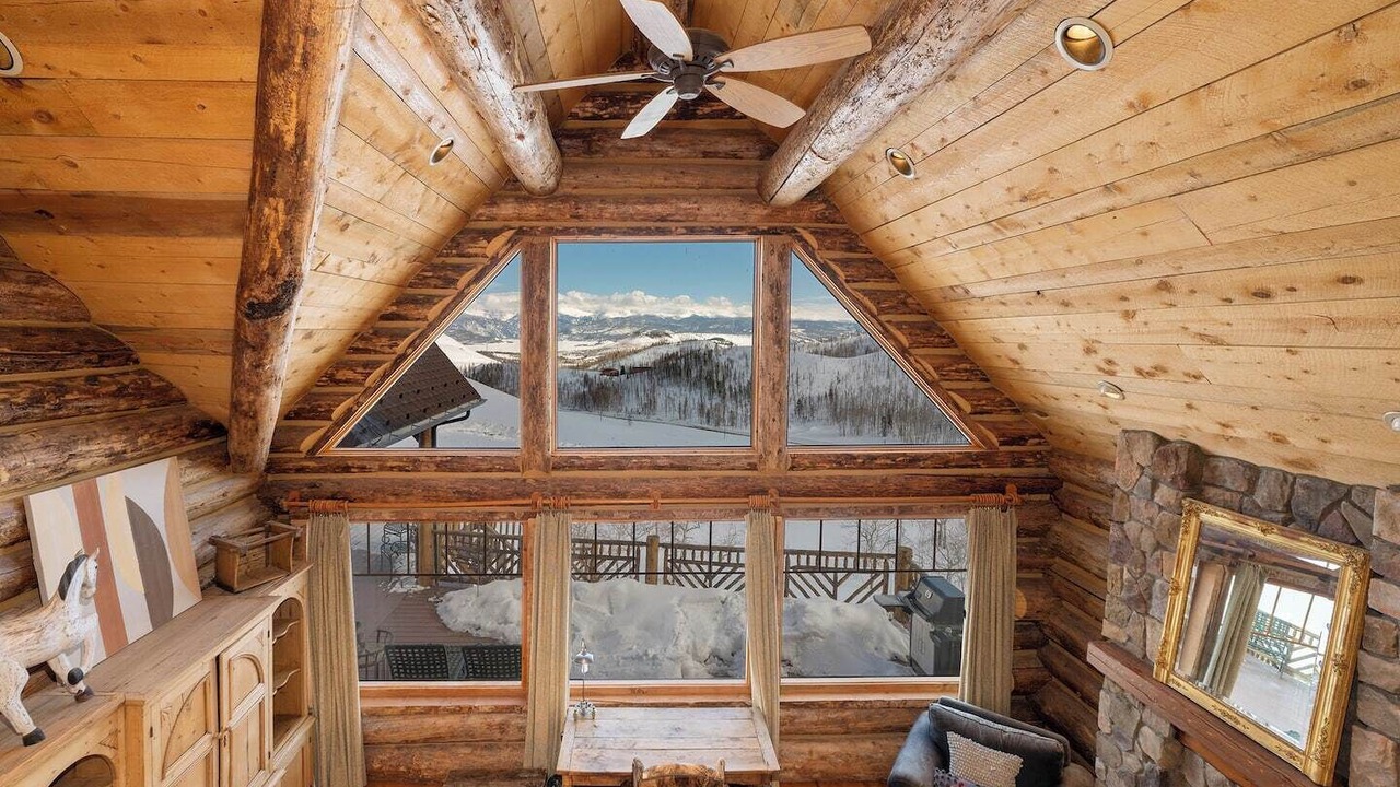 Photo of Livingroom in Sunset Ridge