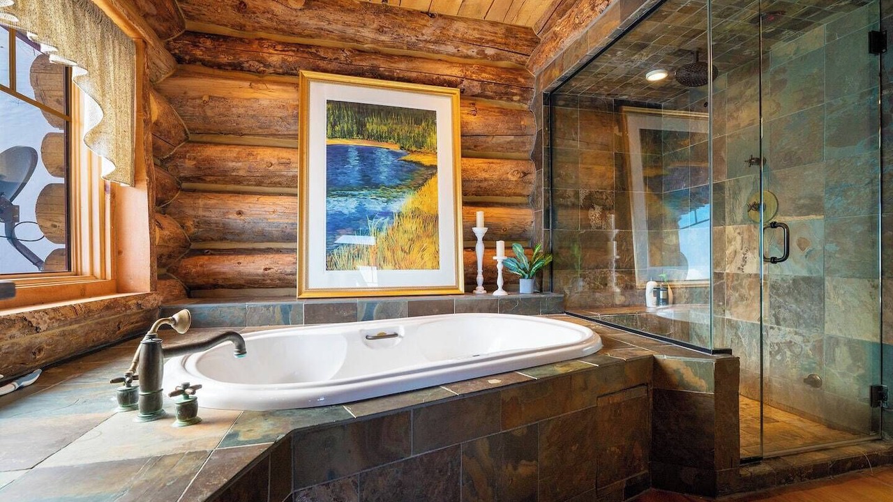 Photo of Bathroom in Sunset Ridge