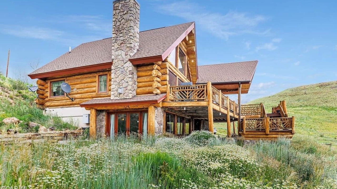 Photo of Outdoor in Sunset Ridge