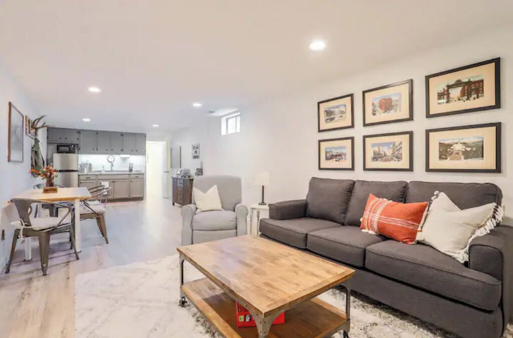 Photo of Livingroom in Longmont