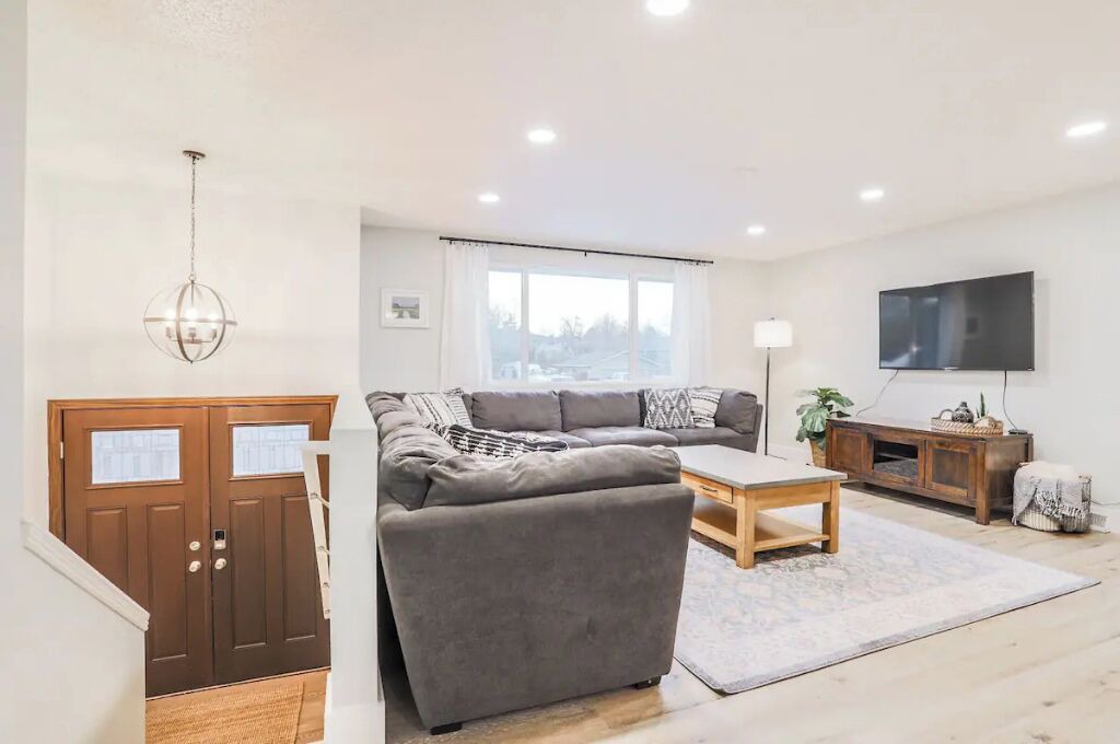 Photo of Livingroom in Loveland