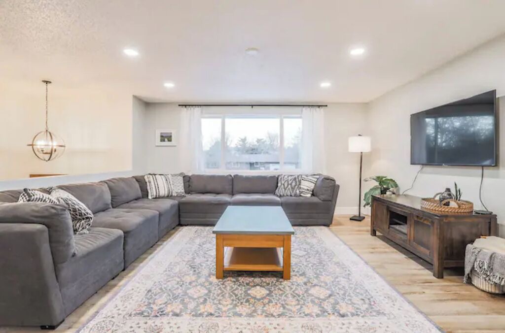 Photo of Livingroom in Loveland