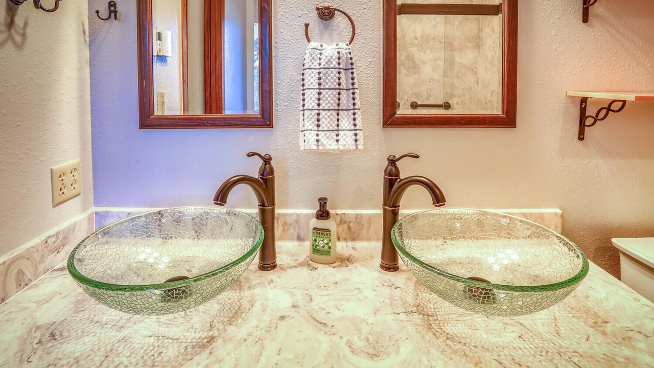 Photo of Bathroom in Pagosa Meadows IV