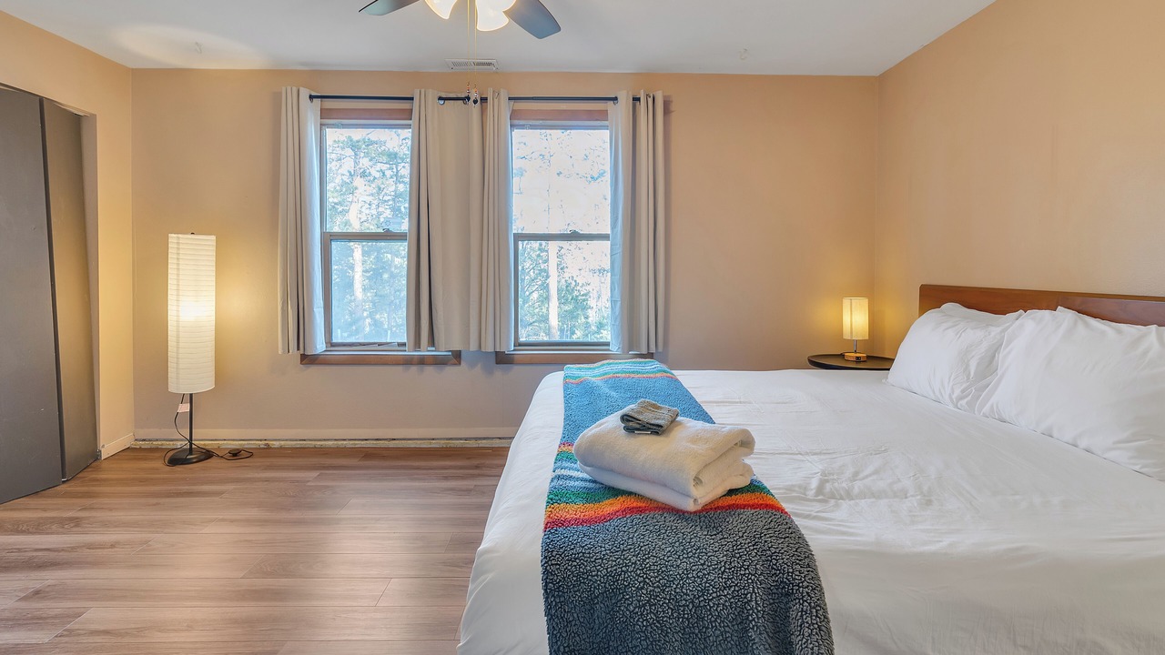 Photo of Bedroom in Divide