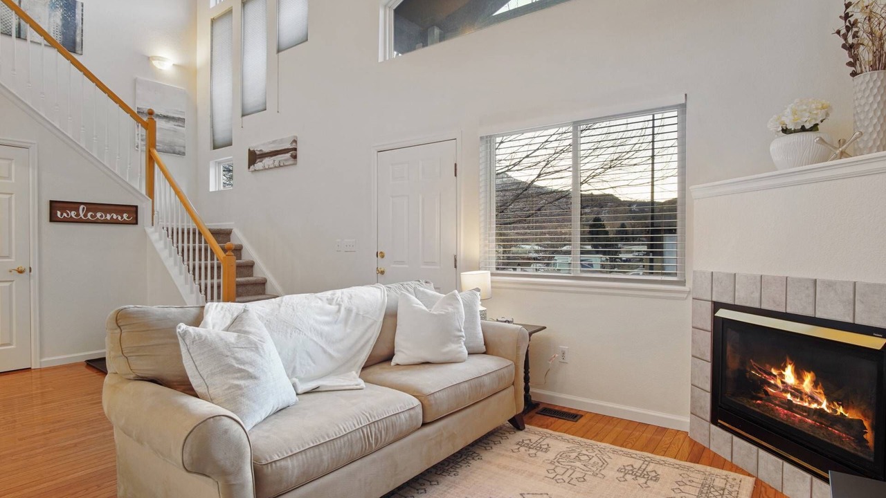 Photo of Bedroom in Golden