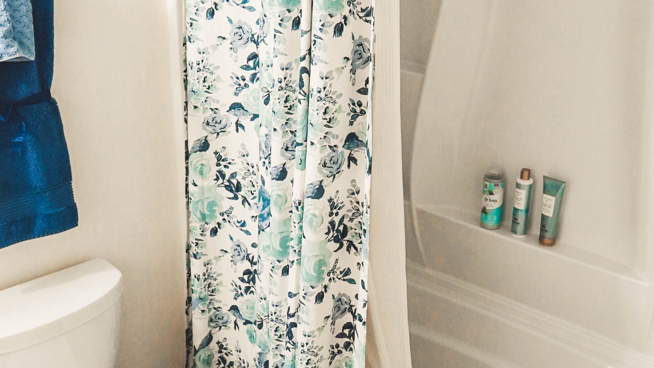 Photo of Bathroom in Gateway