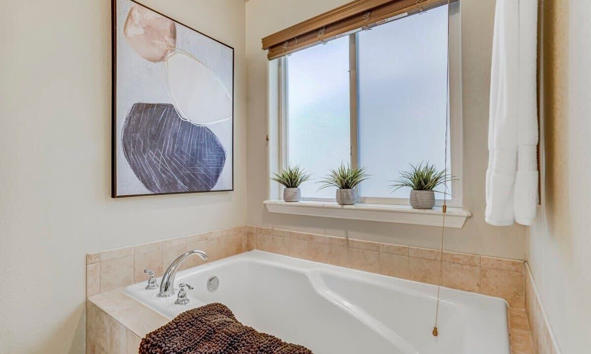 Photo of Bathroom in Monument