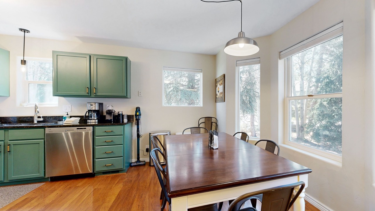 Photo of Kitchen in Edwards