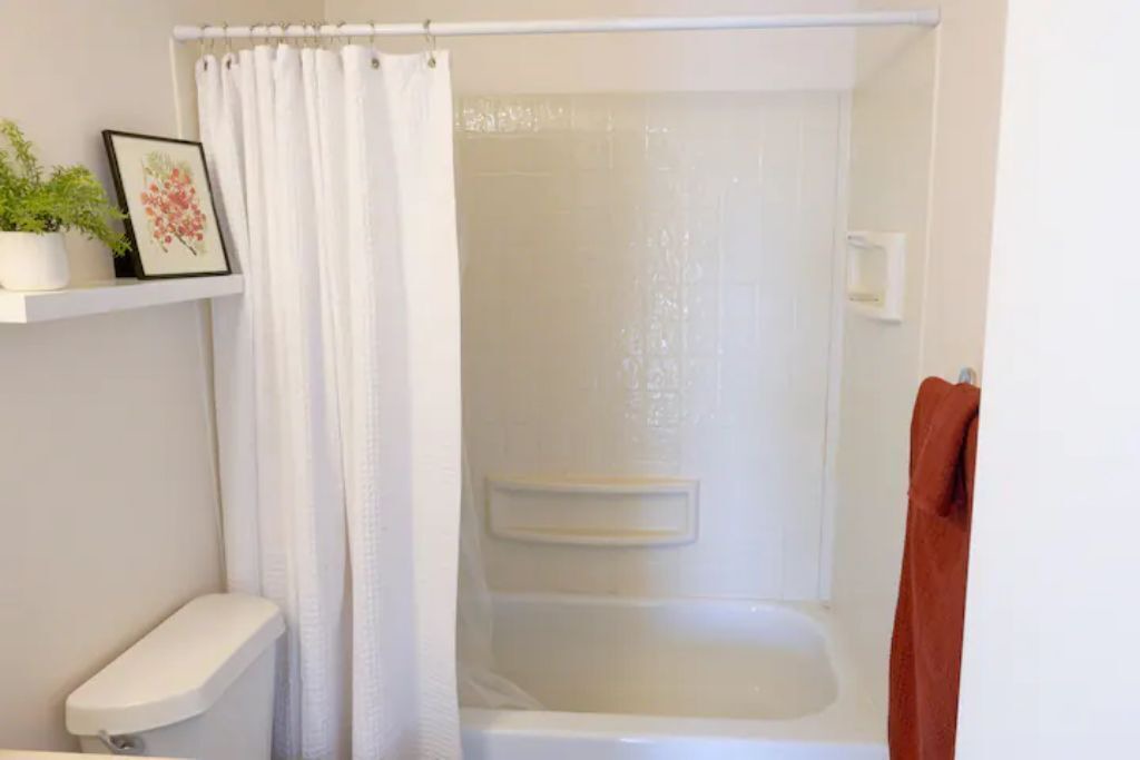 Photo of Bathroom in Twin Lakes