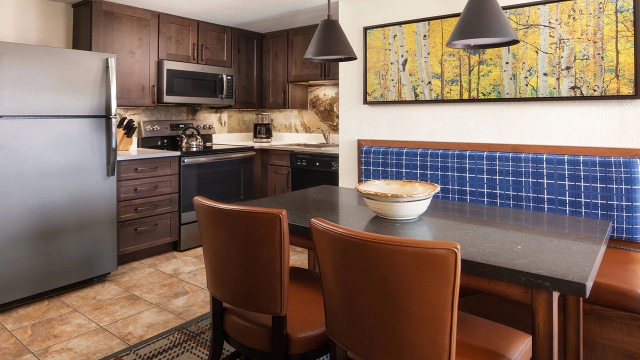 Photo of Kitchen in Peak 9