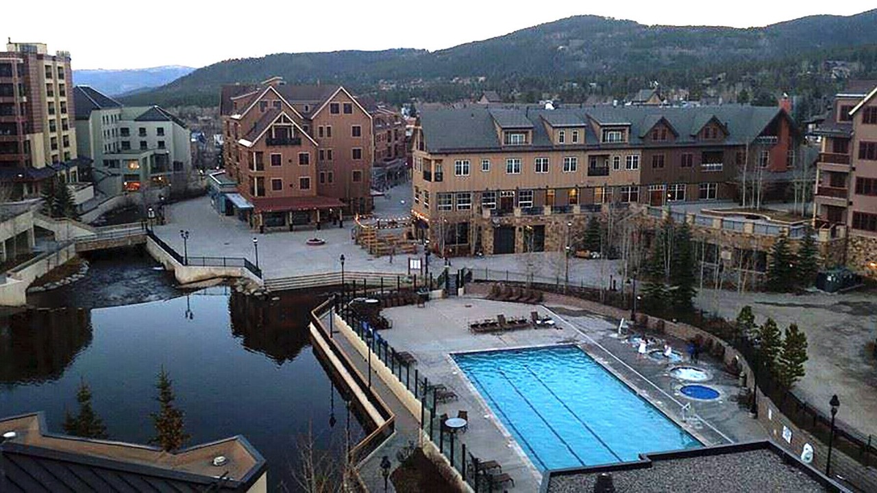 Photo of Outdoor in Peak 9
