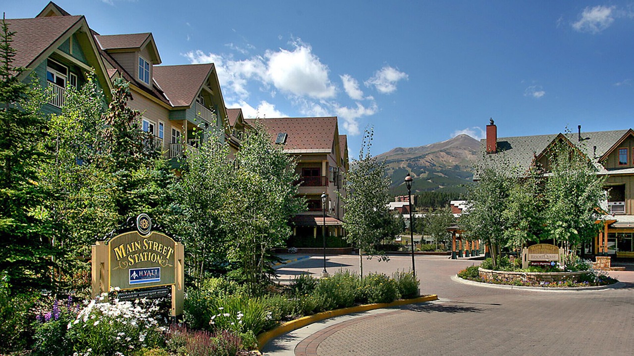 Photo of Outdoor in Peak 9
