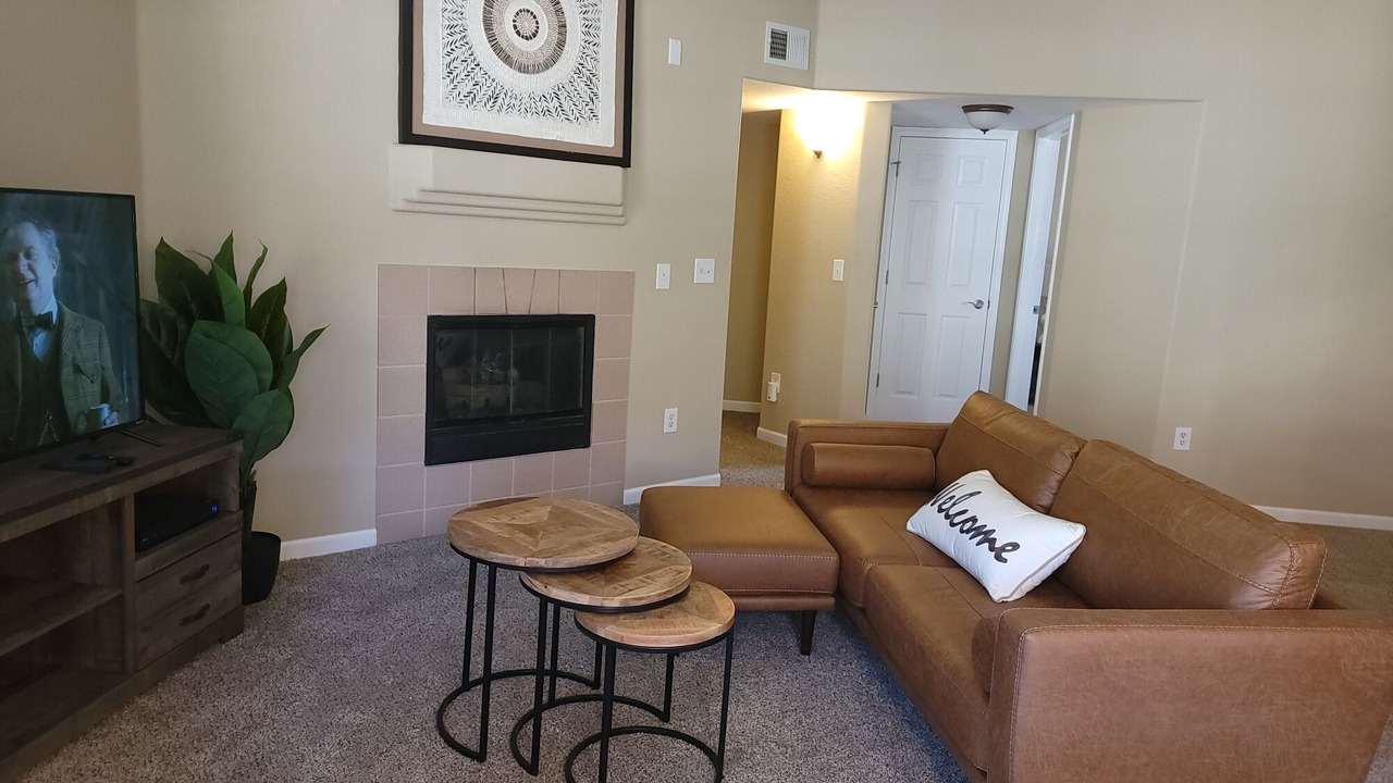 Photo of Livingroom in Highlands Ranch