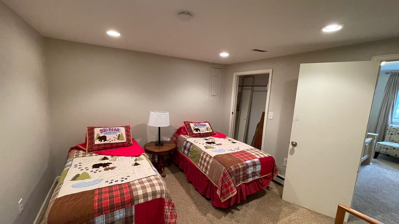 Photo of Bedroom in Idaho Springs