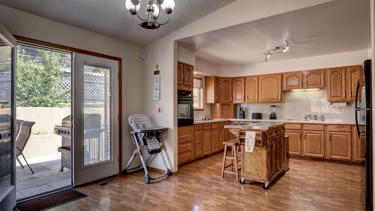 Photo of Kitchen in Cheyenne Meadows